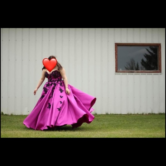 Grad Dress - Picture 2 of 3